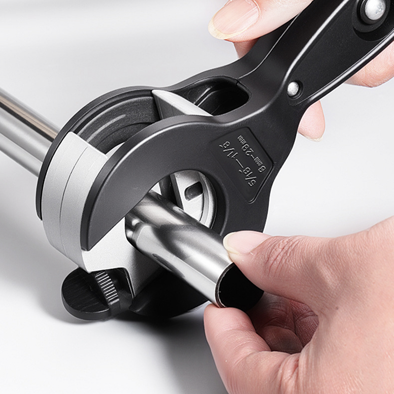 Alat Pemotong Pipa PVC Bl, Pip - Pipe Cutter Ratchet ulasan dan harga